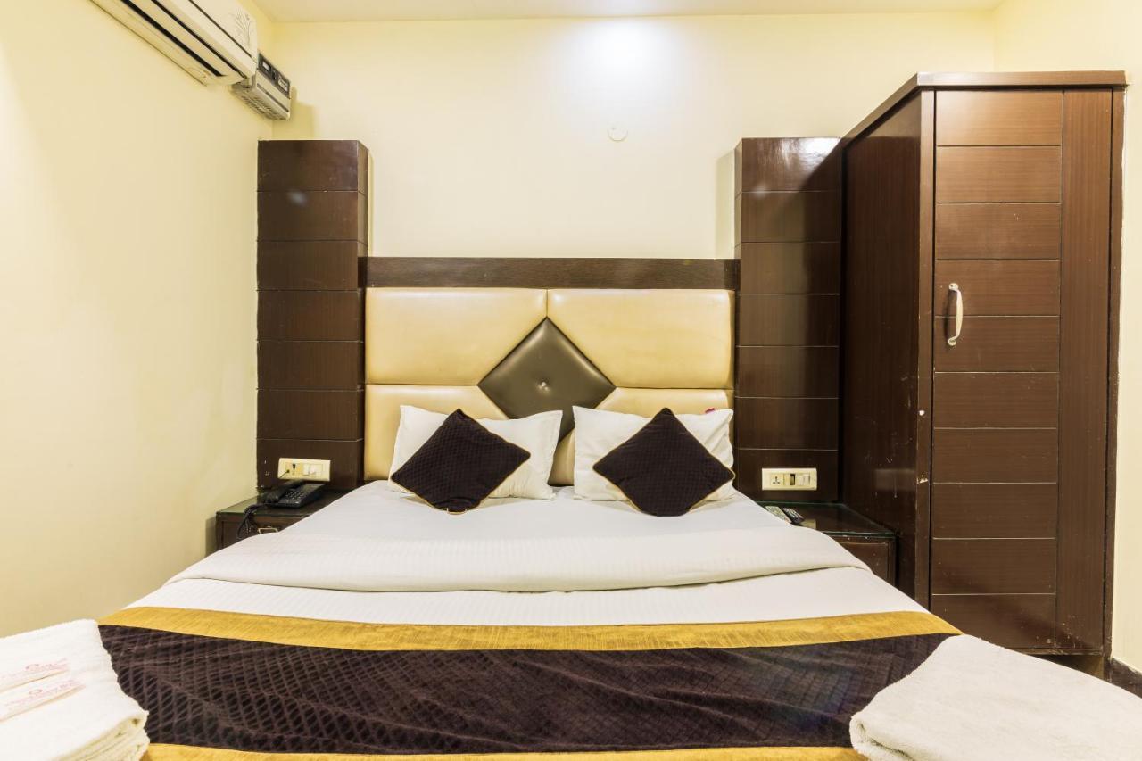 Hotel Grand Shyam- In Front Of New Delhi Railway Station-Couple Friendly Ню Делхи Екстериор снимка